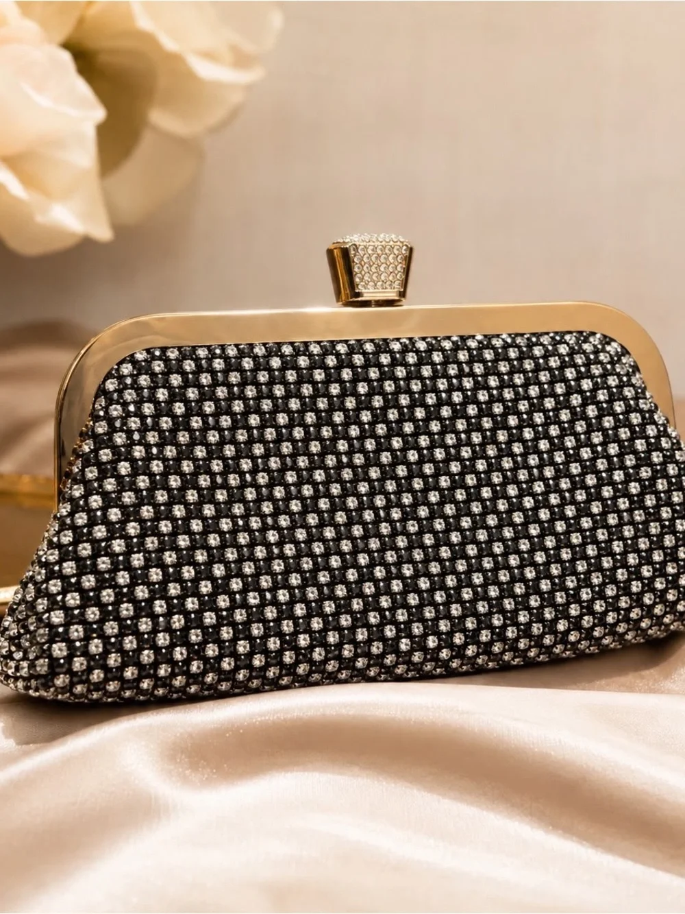Rose Heart Black Rhinestone Crystal Evening Clutch⁠